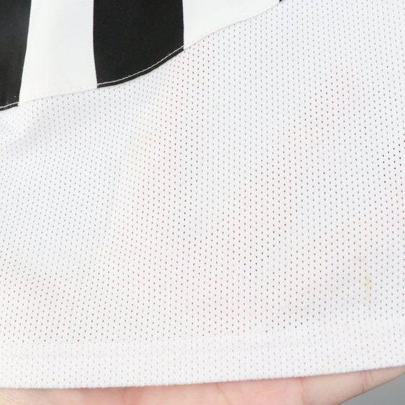 Vintage Nike Juventus FC Striped Soccer Jersey - Picture 5 of 9